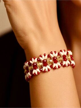 Red, White & Gold Beaded Floral Bracelet
